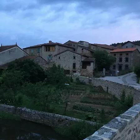 Alojamento de Acomodação e Pequeno-almoço Au Relais De La Fontaine