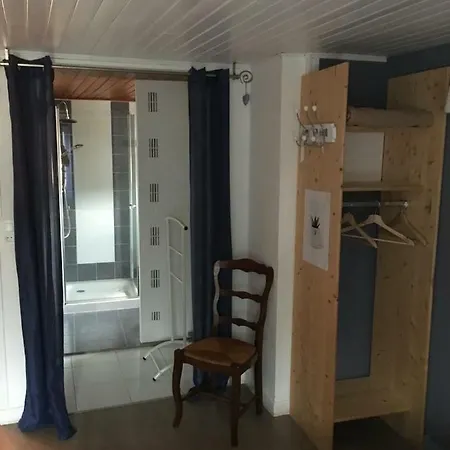 Alojamento de Acomodação e Pequeno-almoço Au Relais De La Fontaine *
